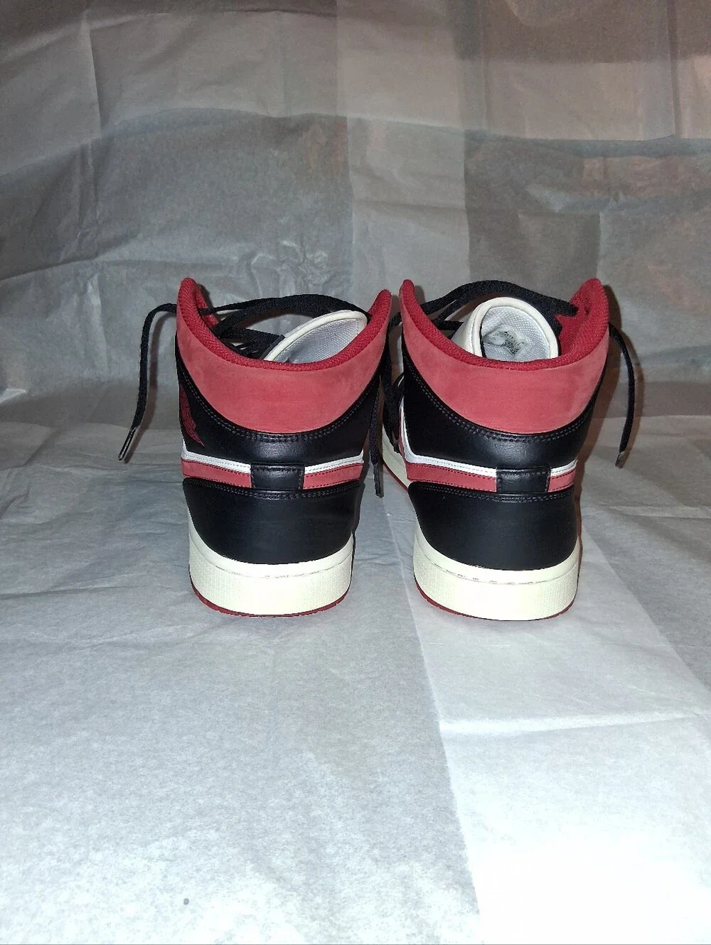 Jordan 1 Retro Sneakers, Size Men 13